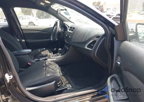 2013 Dodge Avenger Se z USA, uszkodzony, nr VIN 1C3CDZAB1DN741891